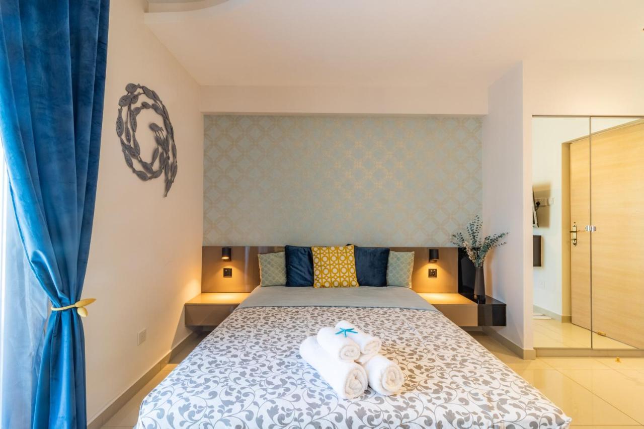Light House - Seafront Cosy Studio With Library Paphos Eksteriør billede